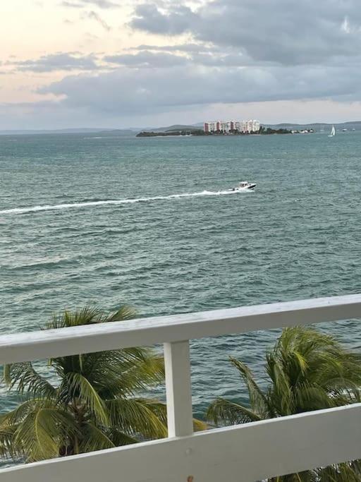 Beautiful Ocean Blue Love Oceanfront Apartment Fajardo Esterno foto