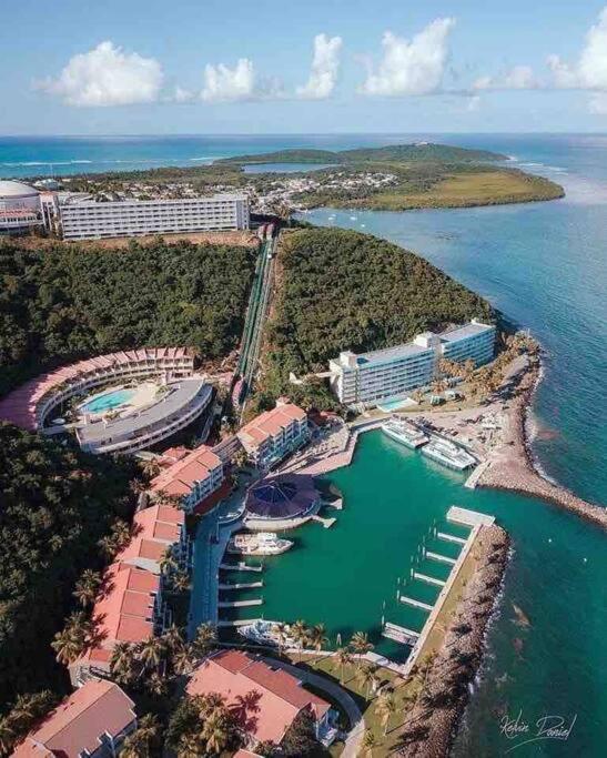 Beautiful Ocean Blue Love Oceanfront Apartment Fajardo Esterno foto