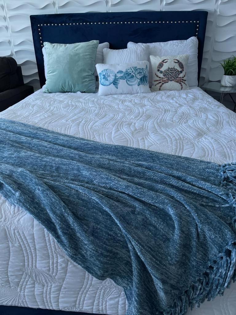 Beautiful Ocean Blue Love Oceanfront Apartment Fajardo Esterno foto